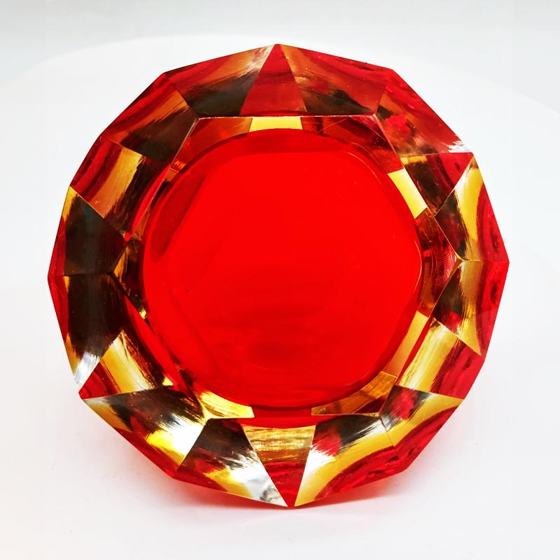 1960s Ashtray or Catch-all in Murano Glass by Flavio Poli for Seguso. Made in Italy.