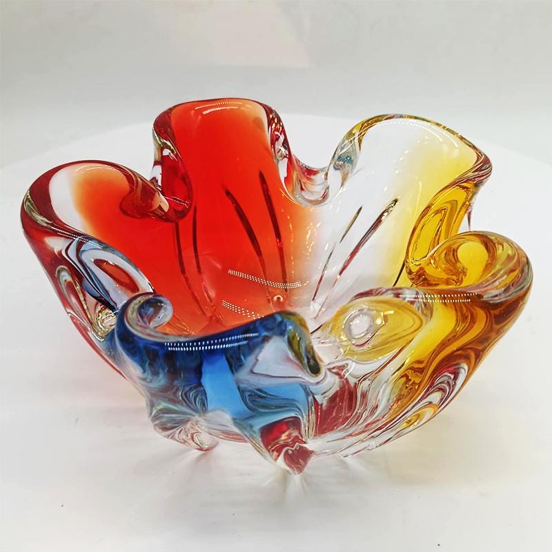 1960s Catch-all, Ashtray or Empty Pocket in Murano Glass. Made in Italy.
