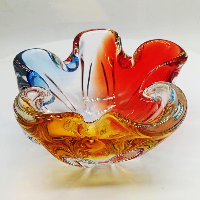 1960s Catch-all, Ashtray or Empty Pocket in Murano Glass. Made in Italy.
