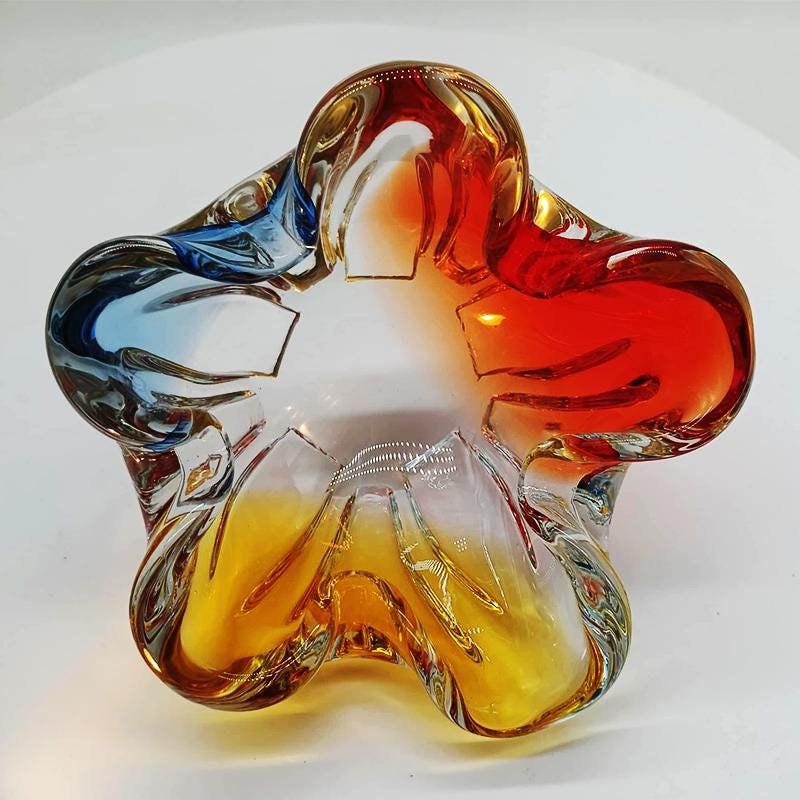 1960s Catch-all, Ashtray or Empty Pocket in Murano Glass. Made in Italy.