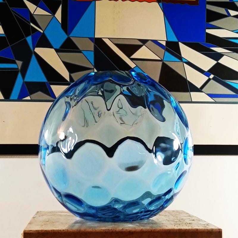 1970s Stunning Vase hand-worker in Murano Glass. Made in Italy