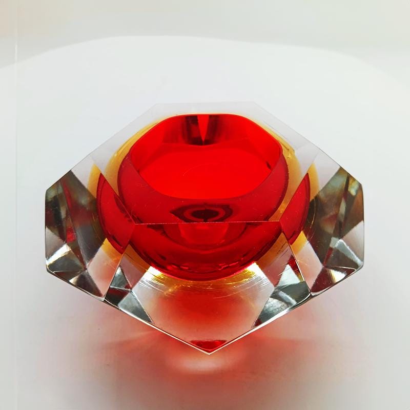 1960s Ashtray or Catch-all in Murano Glass by Flavio Poli for Seguso. Made in Italy.
