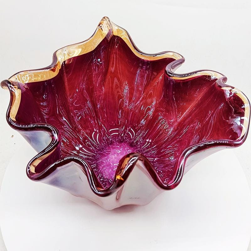 Big Glossy Purple Jacketed Fazzoletto Vase in Hand Worked Murano Glass. Made in Italy.
