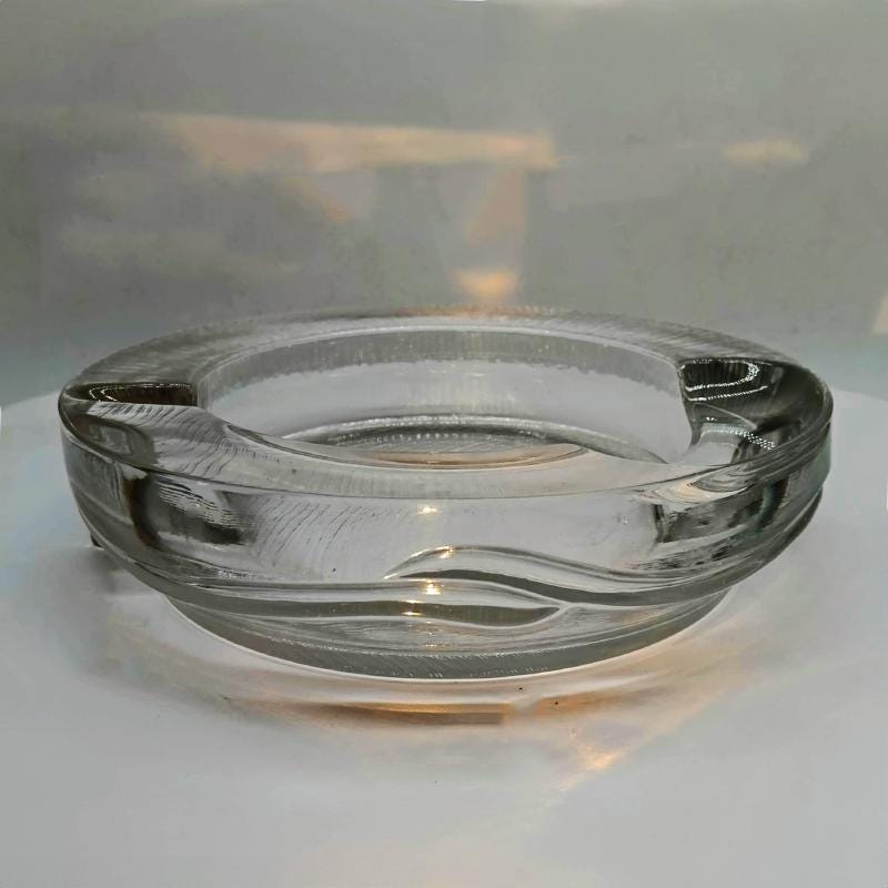 1970s Big  Ashtray by Fabio Frontini for Arnolfo di Cambio in Lead Crystal, Azteca Collection. 20 cm. / 7.87 inches.