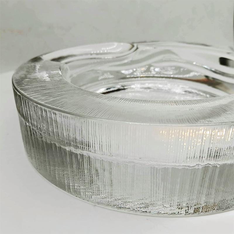 1970s Big  Ashtray by Fabio Frontini for Arnolfo di Cambio in Lead Crystal, Azteca Collection. 20 cm. / 7.87 inches.