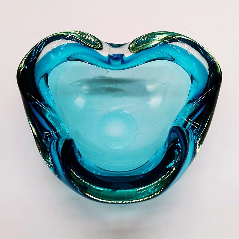1960s Ligh Blue Ashtray or Catch-all in Murano Glass by Flavio Poli for Seguso. Made in Italy.