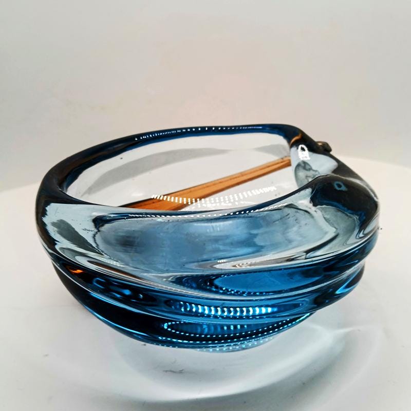 1960s Ashtray or Catch-all in Blown and Handcrafted Murano Glass. Made in Italy.