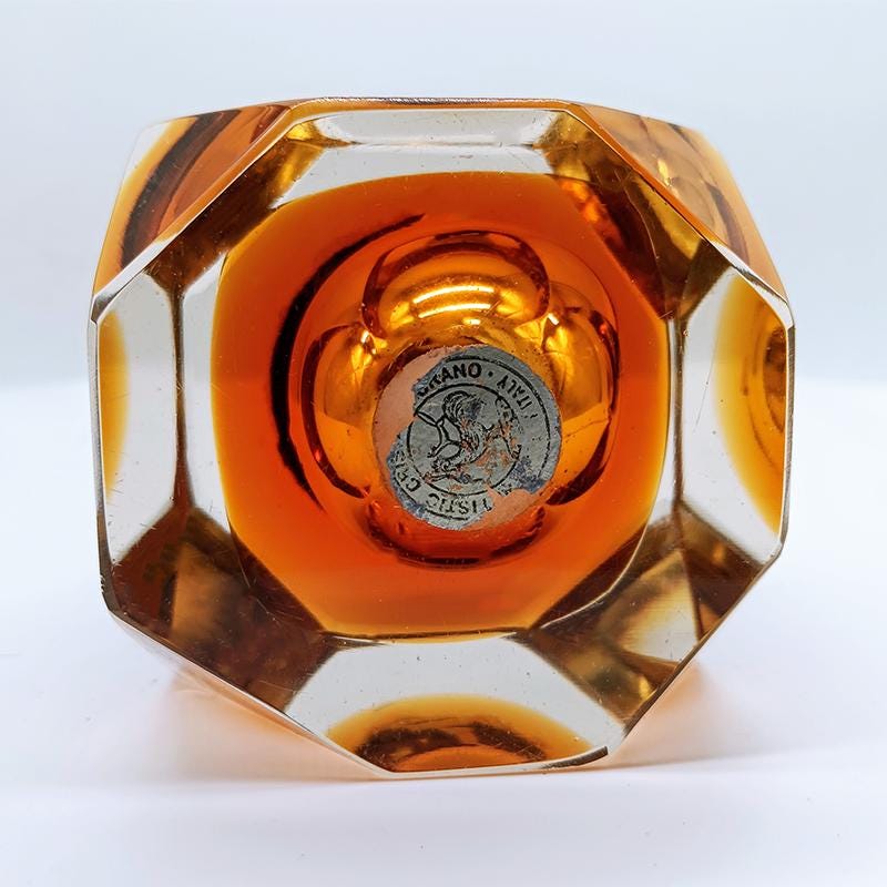 1960s Stunning Table Lighter in Murano Glass by Flavio Poli for Seguso. Made in Italy.