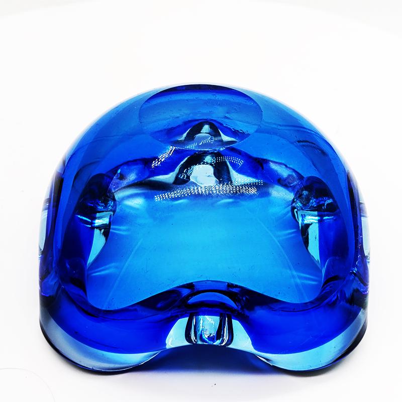 1960s Blue Ashtray or Catch-all in Murano Glass by Flavio Poli for Seguso. Made in Italy.