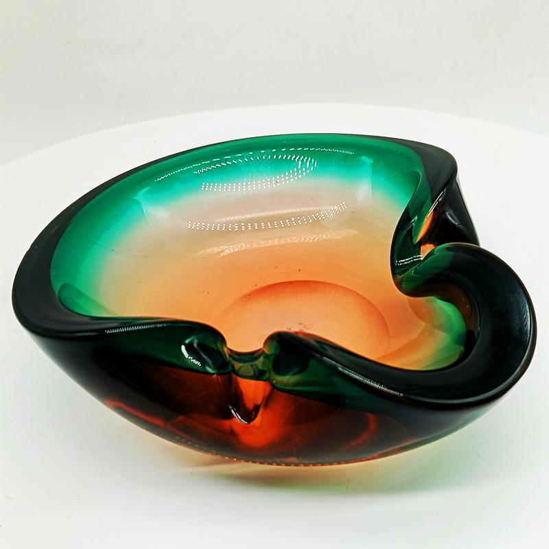 1960s Big Ashtray or Catch-all in Murano Glass by Flavio Poli for Seguso. Made in Italy.