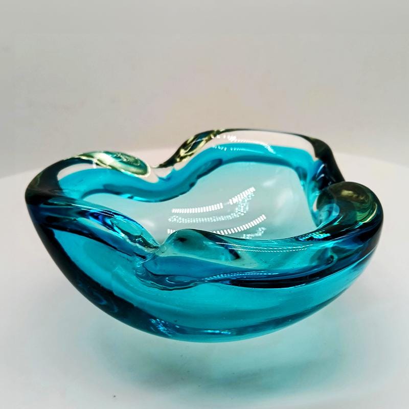 1960s Ligh Blue Ashtray or Catch-all in Murano Glass by Flavio Poli for Seguso. Made in Italy.