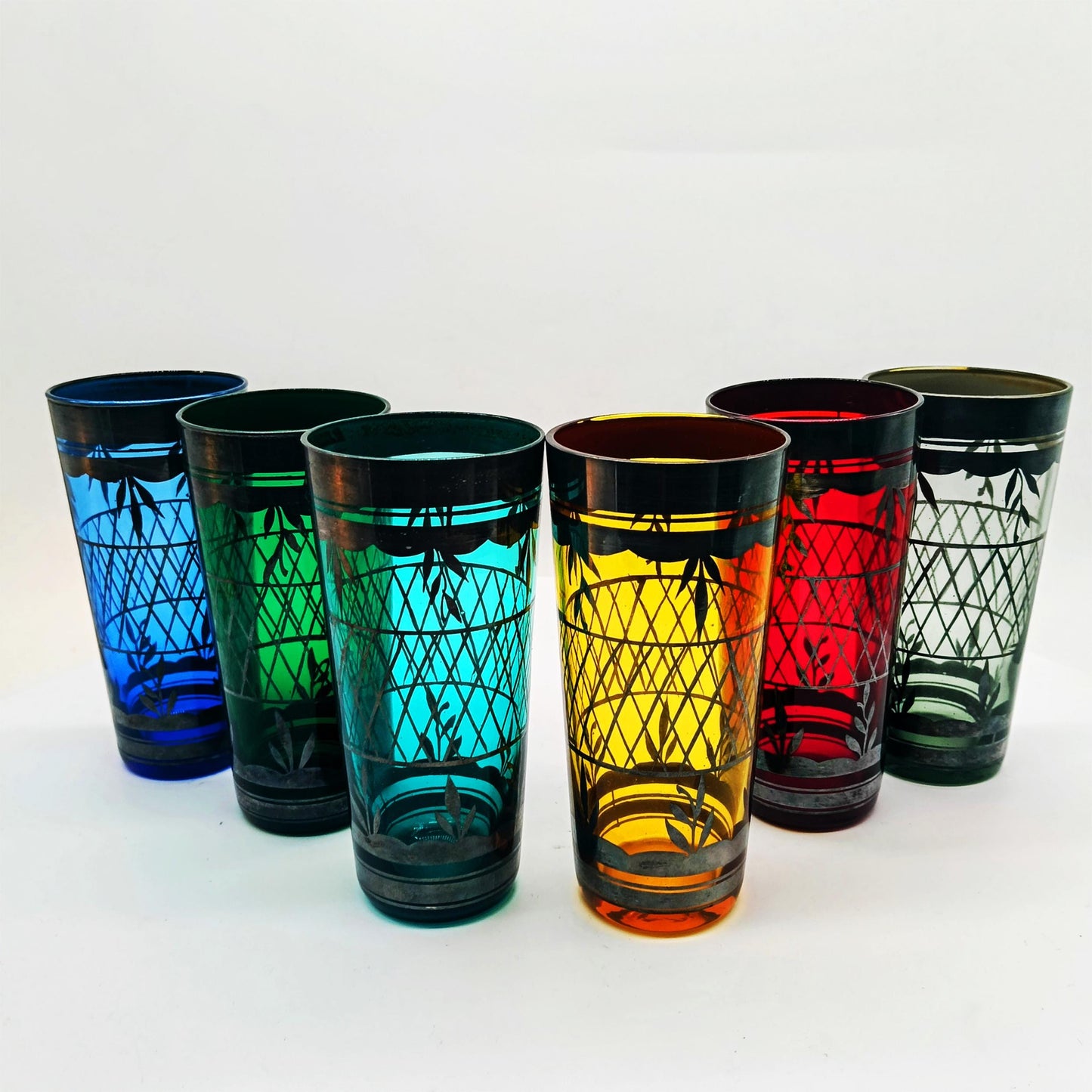 1950s Stunning Cocktail Shaker and 6 Glasses in Murano Glass with Silver trim. Made in Italy