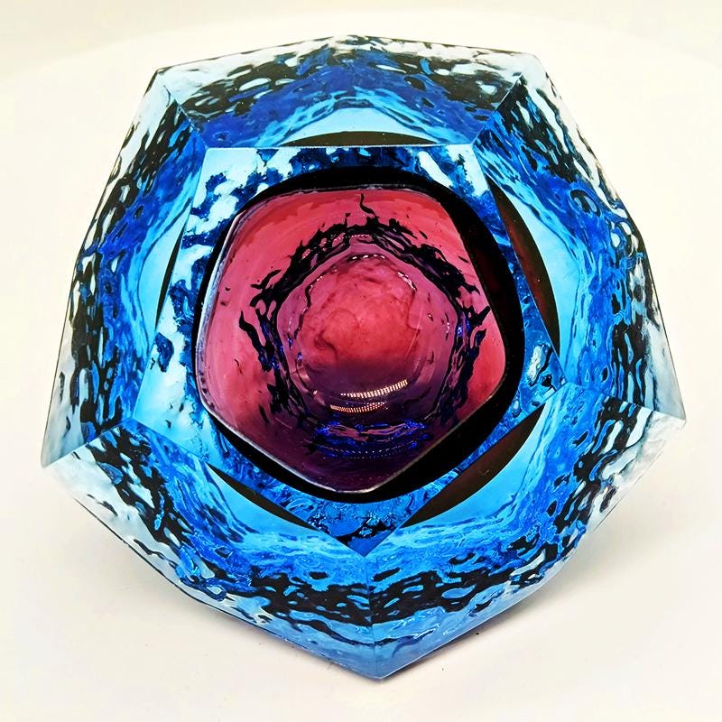 1960s Stunning Ashtray or Catch-all in Murano Glass by Flavio Poli for Seguso. Made in Italy.