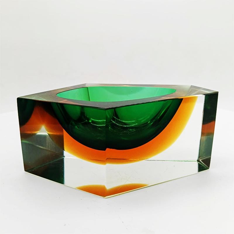 1960s Rare Multifaceted Asymmetrical  Ashtray or Catch-all in Murano Glass by Flavio Poli for Seguso. Made in Italy.