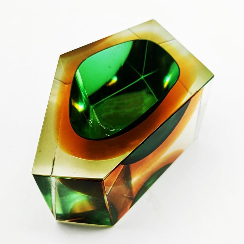 1960s Rare Multifaceted Asymmetrical  Ashtray or Catch-all in Murano Glass by Flavio Poli for Seguso. Made in Italy.