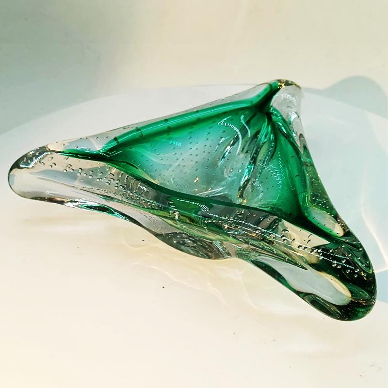 1960s Big Triangular Ashtray or Catch-all in Murano Glass with Air Bubble. Made in Italy.