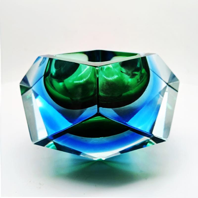 1960s Stunning Ashtray or Catch-all in Murano Glass by Flavio Poli for Seguso. Made in Italy - 14 cm.