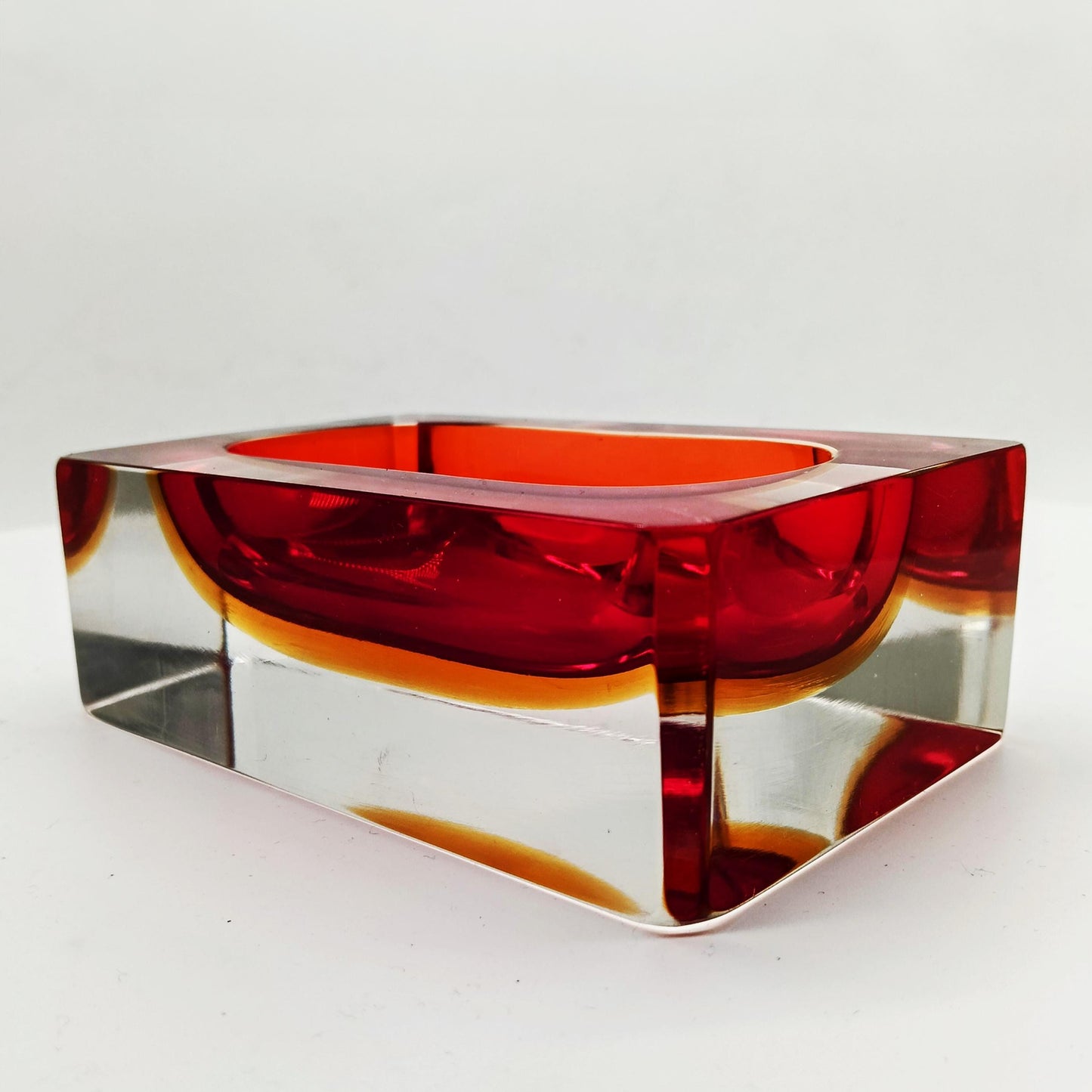 1960s Rare Rectangular Ashtray or Catch-all in Murano Glass by Flavio Poli for Seguso with faceted lateral sides. Made in Italy.