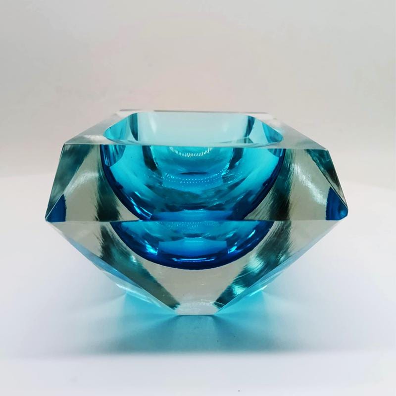 1960s Stunning Rectangular Multifaceted Ashtray or Catch-all in Murano Glass by Flavio Poli for Seguso. Made in Italy.
