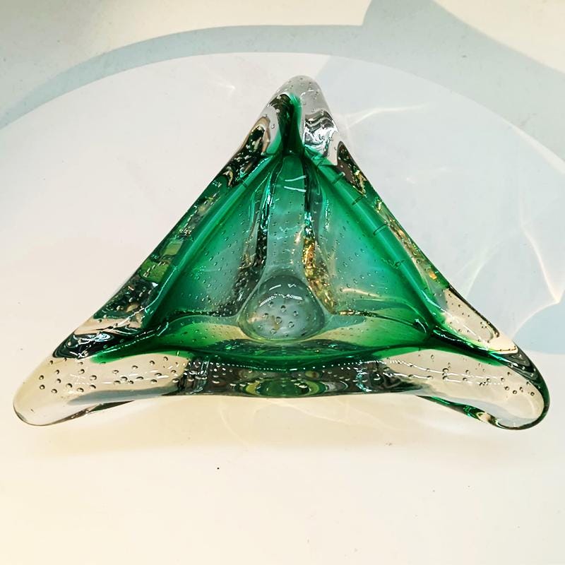 1960s Big Triangular Ashtray or Catch-all in Murano Glass with Air Bubble. Made in Italy.