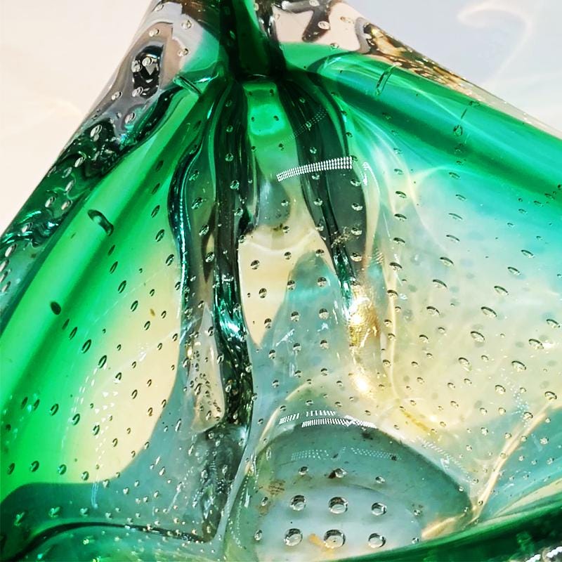 1960s Big Triangular Ashtray or Catch-all in Murano Glass with Air Bubble. Made in Italy.