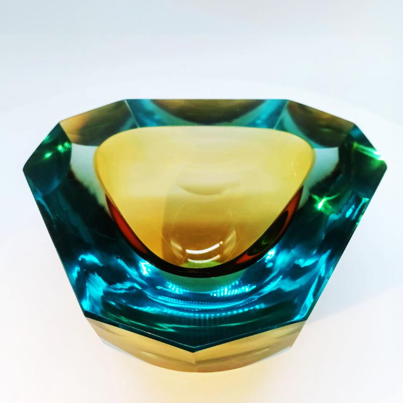 1960s Big Multifaceted Geode - Ashtray in Murano Glass by Flavio Poli for Seguso. Made in Italy