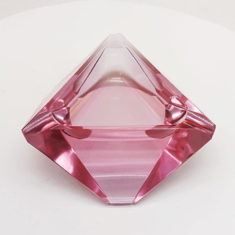 1960s Pink Multifaceted Ashtray or Catch-all in Murano Glass. Made in Italy.