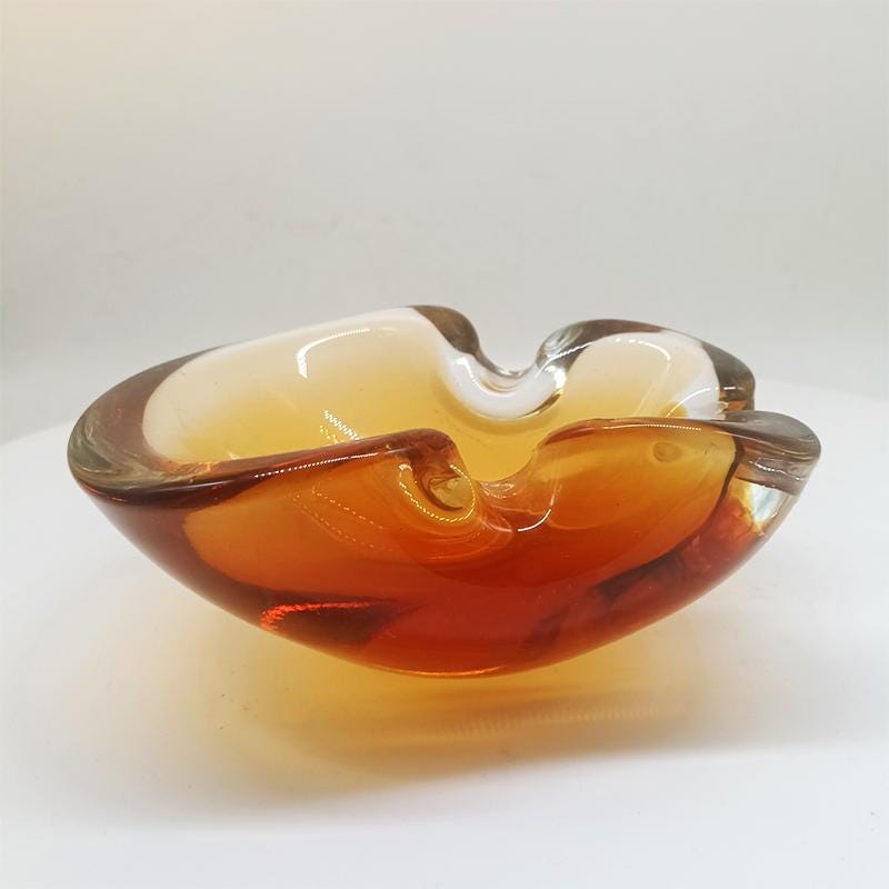 1960s Ashtray or Catch-all in Murano Glass by Flavio Poli for Seguso. Made in Italy.