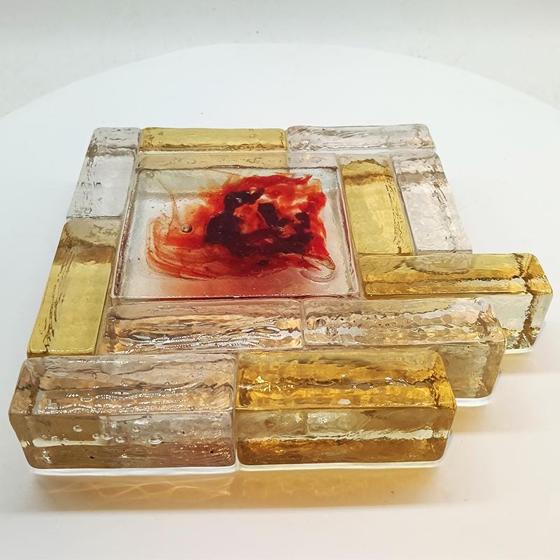 1950s Rare Big Ashtray / Sculpture in Hand Blown Artistic Murano Glass attributed to Toni Zuccheri.