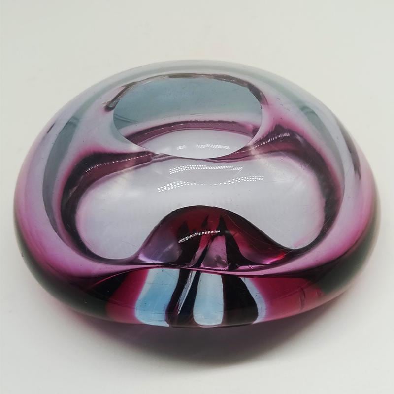 1960s Ashtray or Catch-all in Murano Glass by Flavio Poli for Seguso. 15,5 cm. Made in Italy.