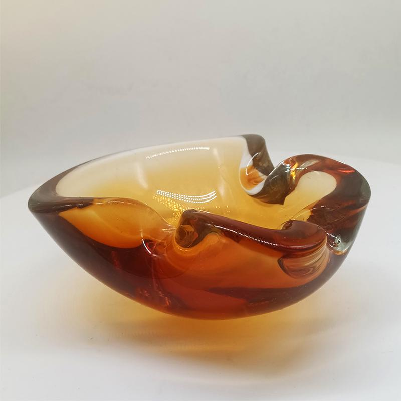 1960s Ashtray or Catch-all in Murano Glass by Flavio Poli for Seguso. Made in Italy.