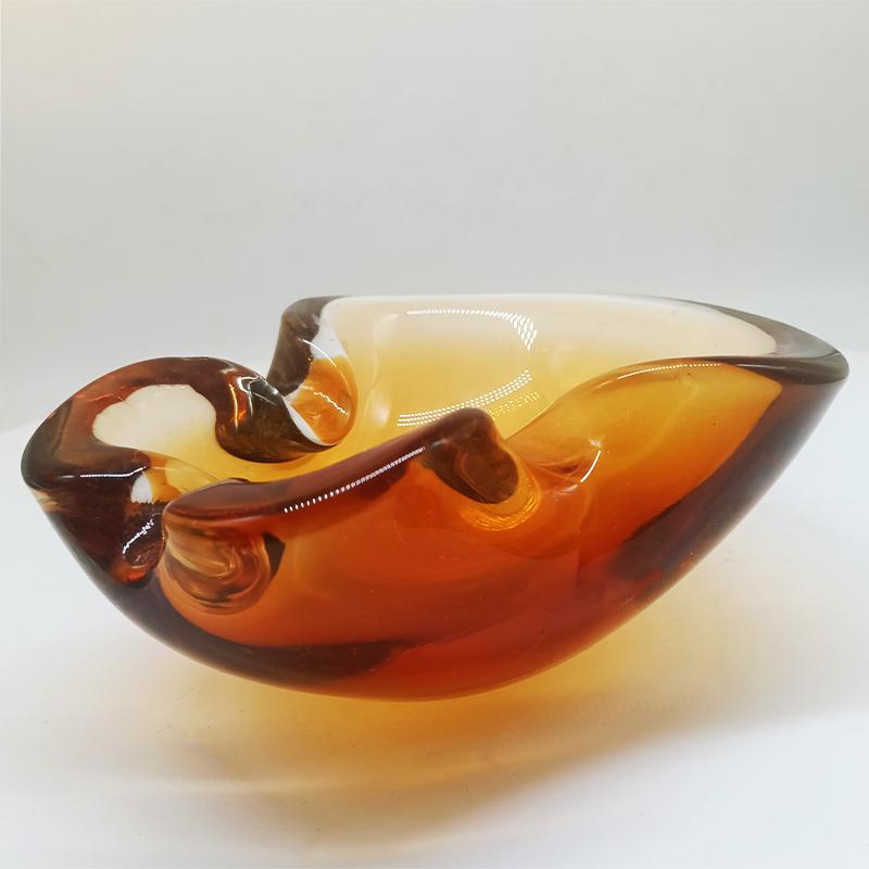 1960s Ashtray or Catch-all in Murano Glass by Flavio Poli for Seguso. Made in Italy.