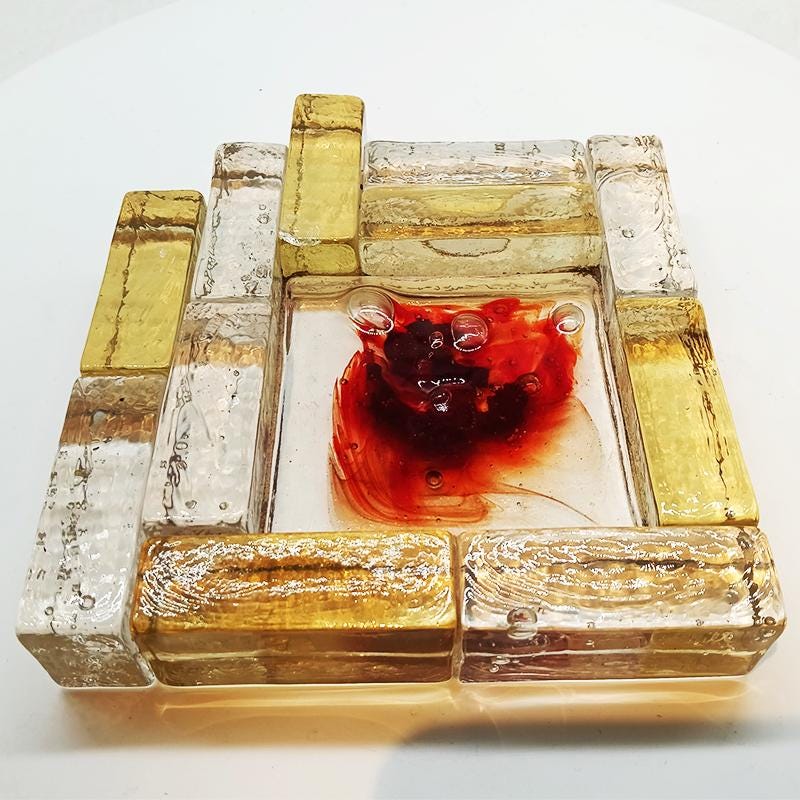 1950s Rare Big Ashtray / Sculpture in Hand Blown Artistic Murano Glass attributed to Toni Zuccheri.
