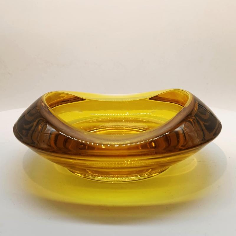 1960s Big Golden Yellow Ashtray or Catch-all in Murano Glass. 17,5 cm. Made in Italy.