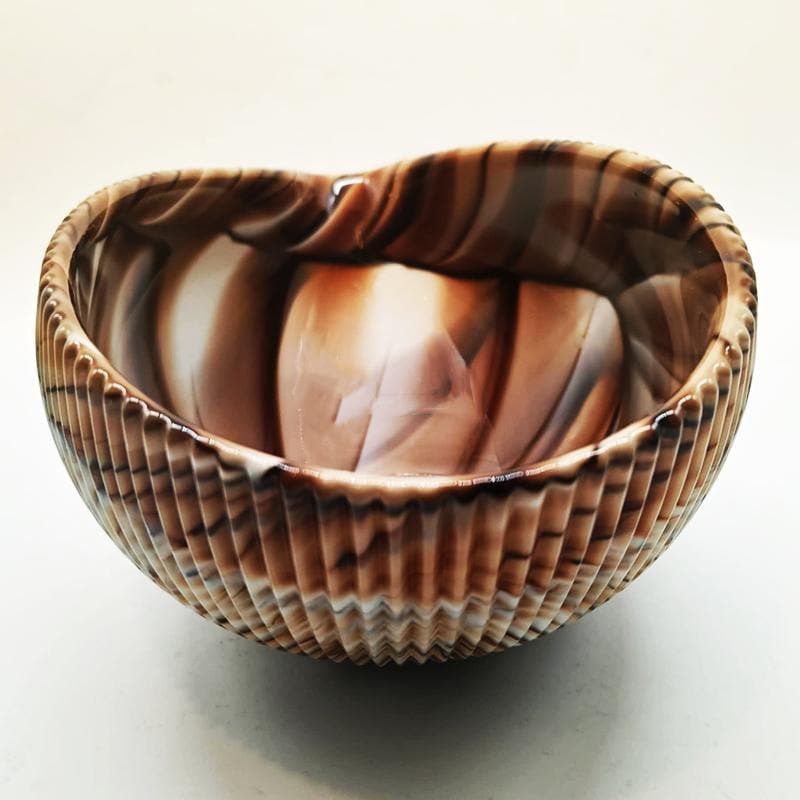1970s Shell Ashtray - Empty Pocket in hand-worked Murano Art Glass. Made in Italy . Original Label - 18 cm / 7.08 inches.