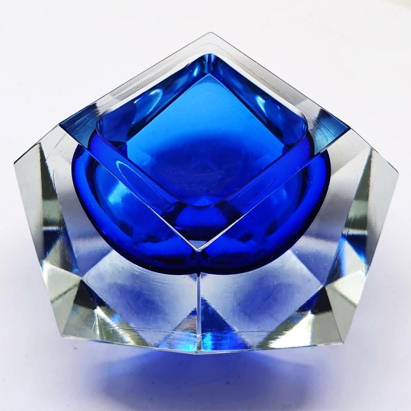 1960s Stunning Blue Ashtray or Catch-all in Murano Glass by Flavio Poli for Seguso.