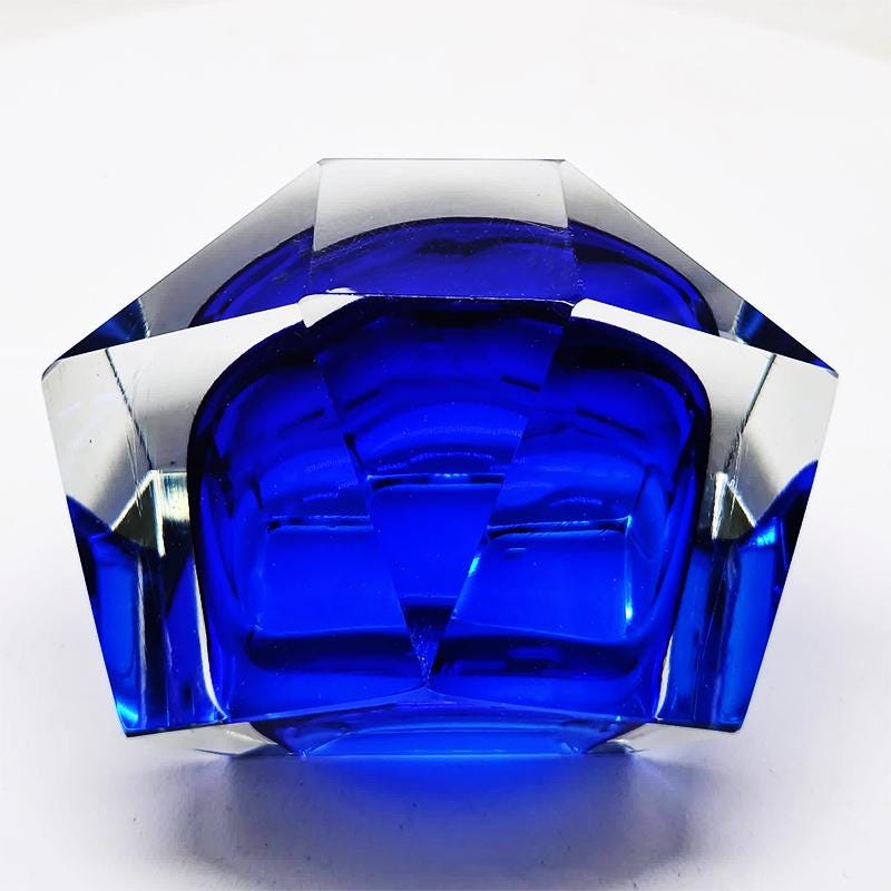 1960s Stunning Blue Ashtray or Catch-all in Murano Glass by Flavio Poli for Seguso.