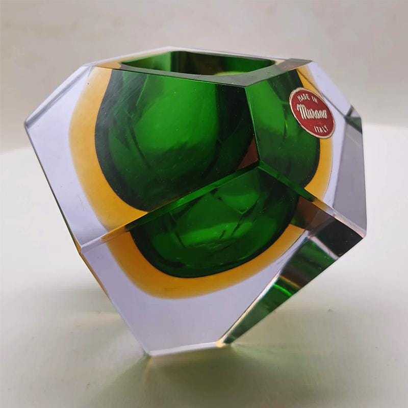 1960s Asymmetrical and particular Multifaceted Ashtray / Bowl in Murano Glass. Made in Murano, Italy