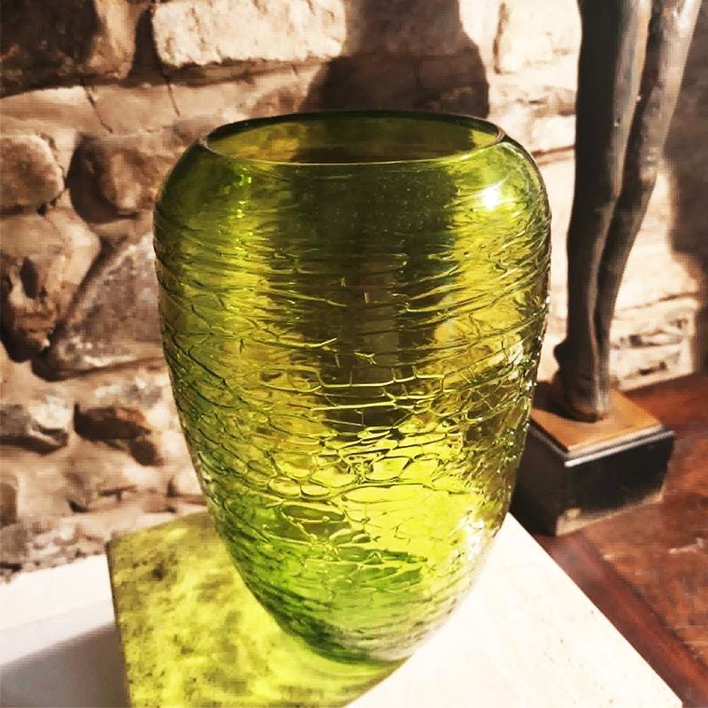 1970s Green Vase in Hand Worked Murano Glass - Made in Italy. 31 h cm / 12.20 h inches.