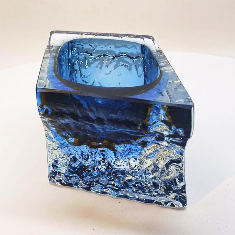 1960s Ashtray or Catch-all in Hand-worked Murano Glass by Flavio Poli for Seguso. Made in Italy