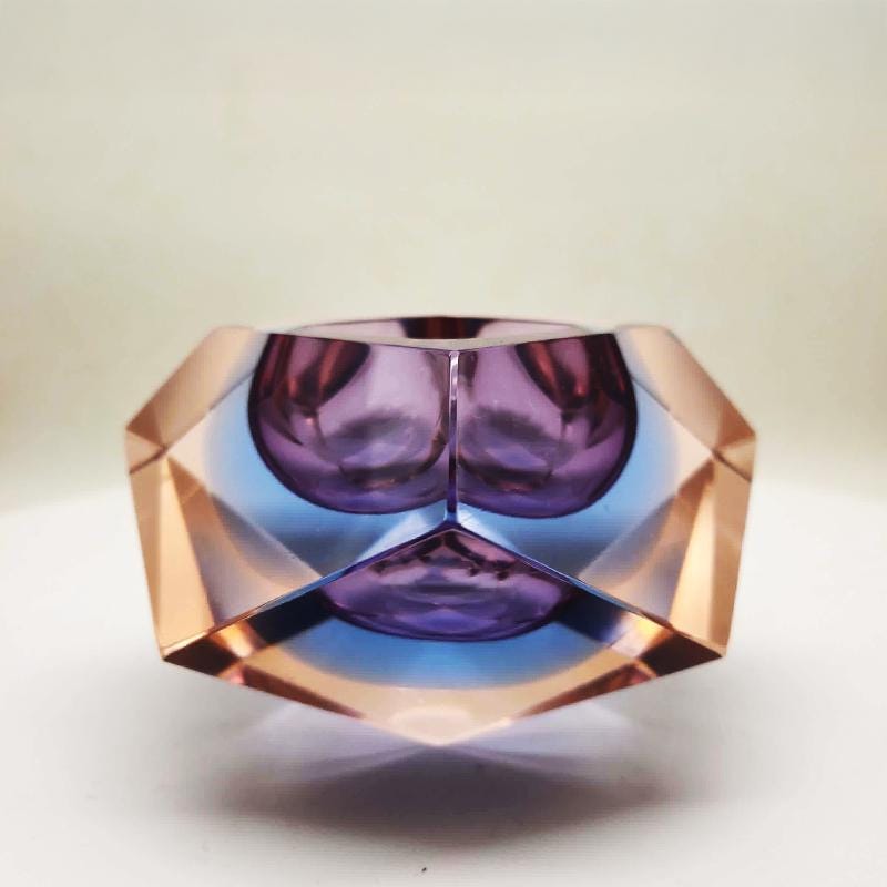 1960s Rare Colors Multifaceted Ashtray or Catch-all in Murano Glass by Flavio Poli for Seguso. Made in Italy