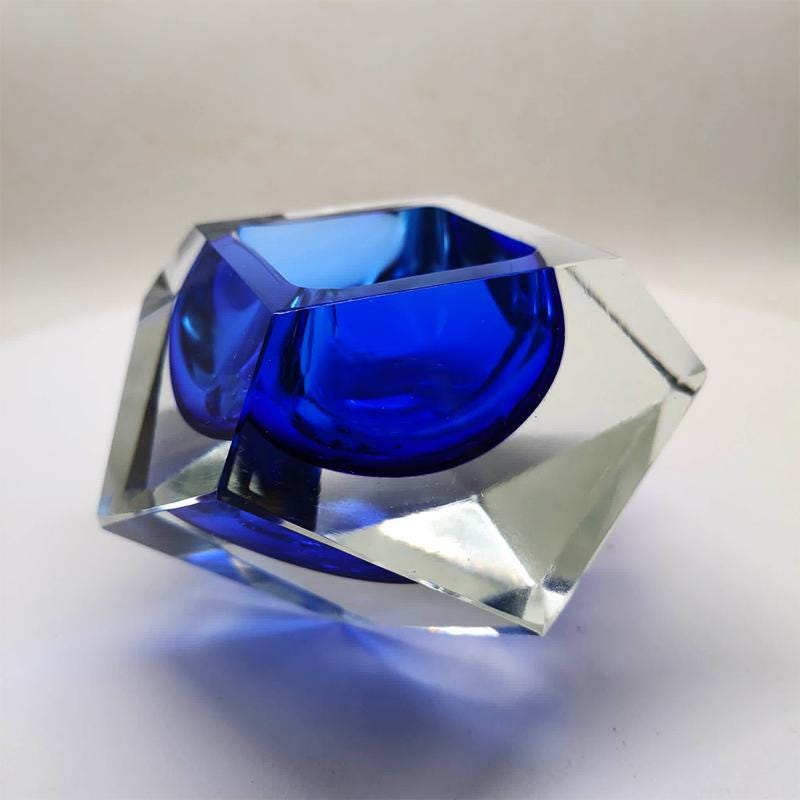 1960s Stunning Blue Ashtray or Catch-all in Murano Glass by Flavio Poli for Seguso.
