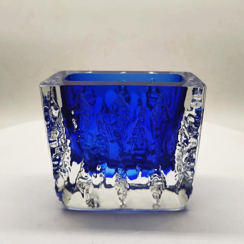 1960s Stunning Rectangular Ashtray or Catch-All in Handcrafted Murano Glass by Mandruzzato. Made in Italy.