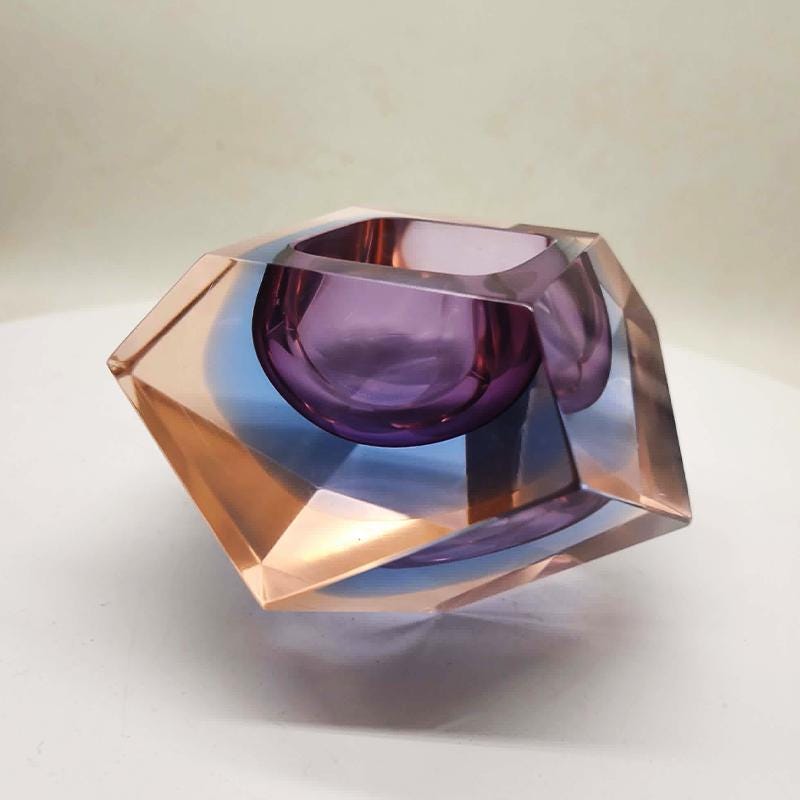 1960s Rare Colors Multifaceted Ashtray or Catch-all in Murano Glass by Flavio Poli for Seguso. Made in Italy