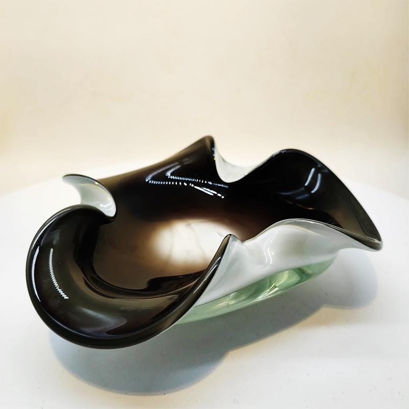1970s Big Brown Asthray ot Catch-All in Murano Glass.