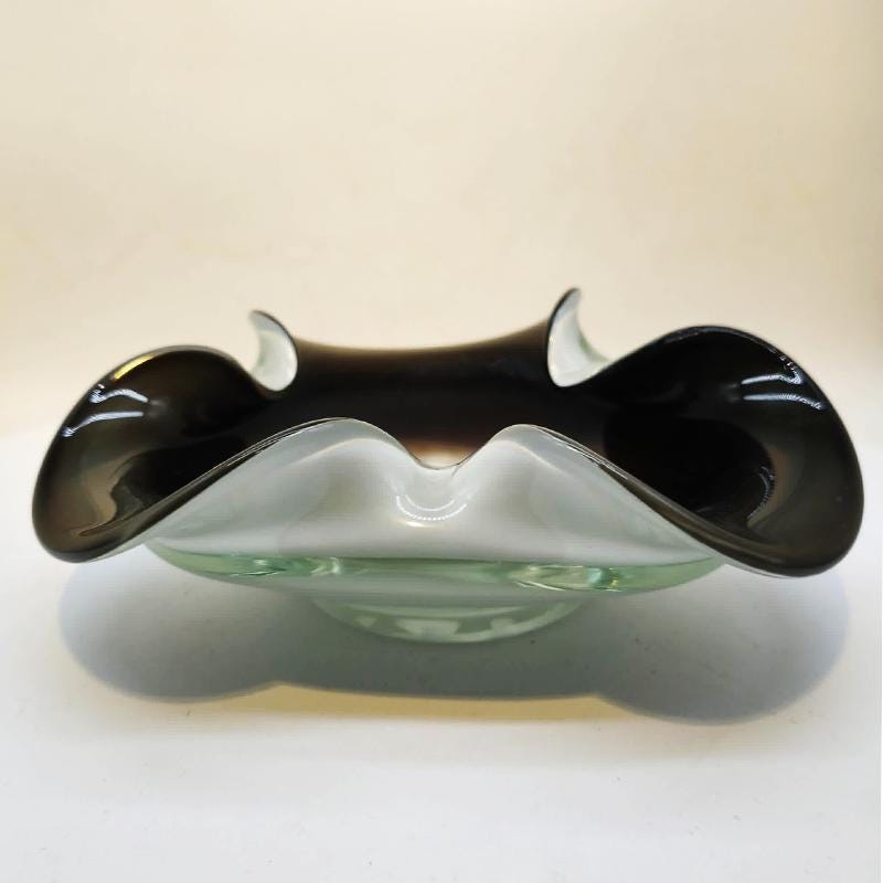 1970s Big Brown Asthray ot Catch-All in Murano Glass.