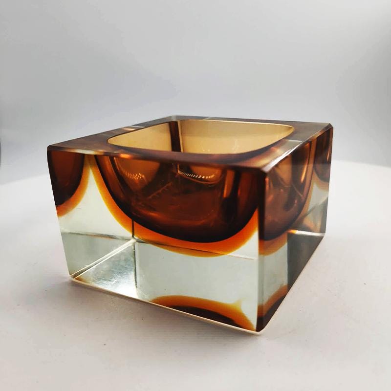 1960s Stunning Square Ashtray or Catch-all in Murano Glass by Flavio Poli for Seguso. 9,5 cm / 3.74 inches