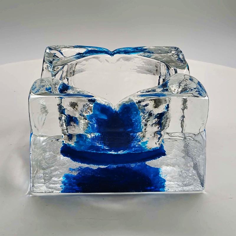 1960s Big Square Ashtray or Catch-all in Hand-Worked Murano Glass with Ice Cube effect. Made in Italy - 12 cm