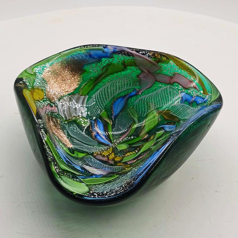 1950s Stunning Ashtray in Murano glass by Dino Martens - Tutti Frutti. Made in Italy. 13 cm. / 5.11 inches