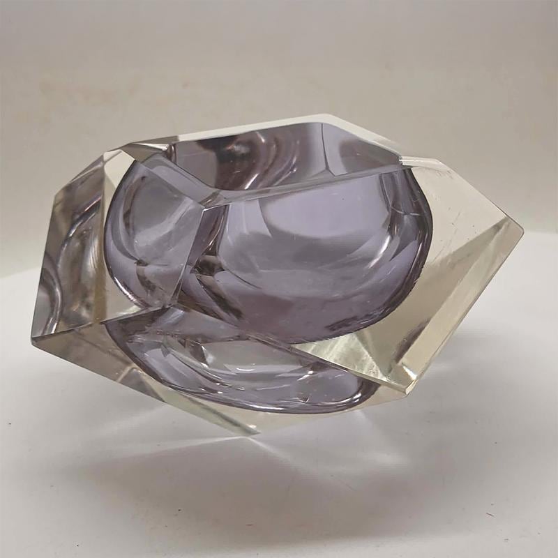 1960s Big rare color Ashtray or Catch-all in Murano Glass by Flavio Poli for Seguso. 15 cm. / 5.90 inches